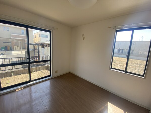 プティ・パレの物件内観写真